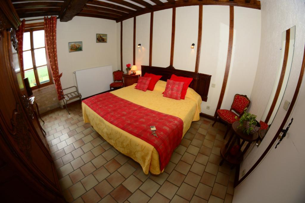 Villa La Ferme de la Gronde Magny-en-Bessin Habitación foto